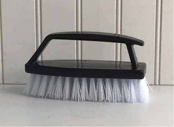 ACS B125 5 1/2" Scrubble Iron Handle Scrub Brush with Poly Bristles