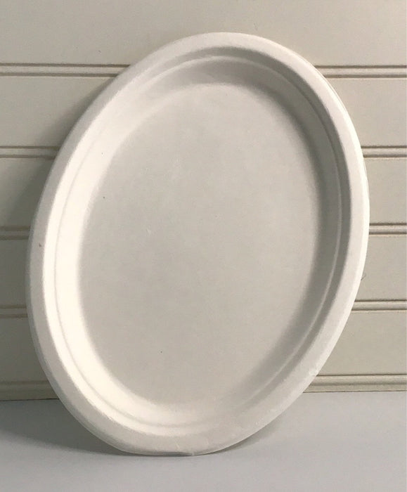 EcoChoice Compostable Sugarcane / Bagasse 7 1/2" x 10" Oval Platter