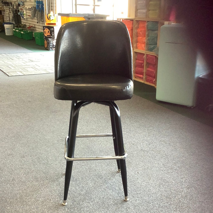 Lancaster Table & Seating Black Barstool with 18.5" Wide Bucket Seat