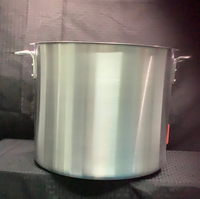 Choice 32 Qt. Standard Weight Aluminum Stock Pot with Cover