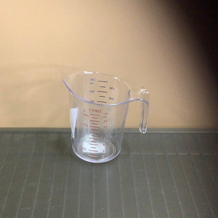 Choice 1 Pint Clear Plastic Measuring Cup