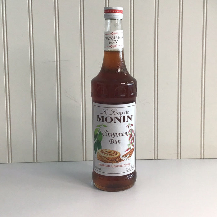 Monin 750 mL Premium Cinnamon Bun Flavoring Syrup