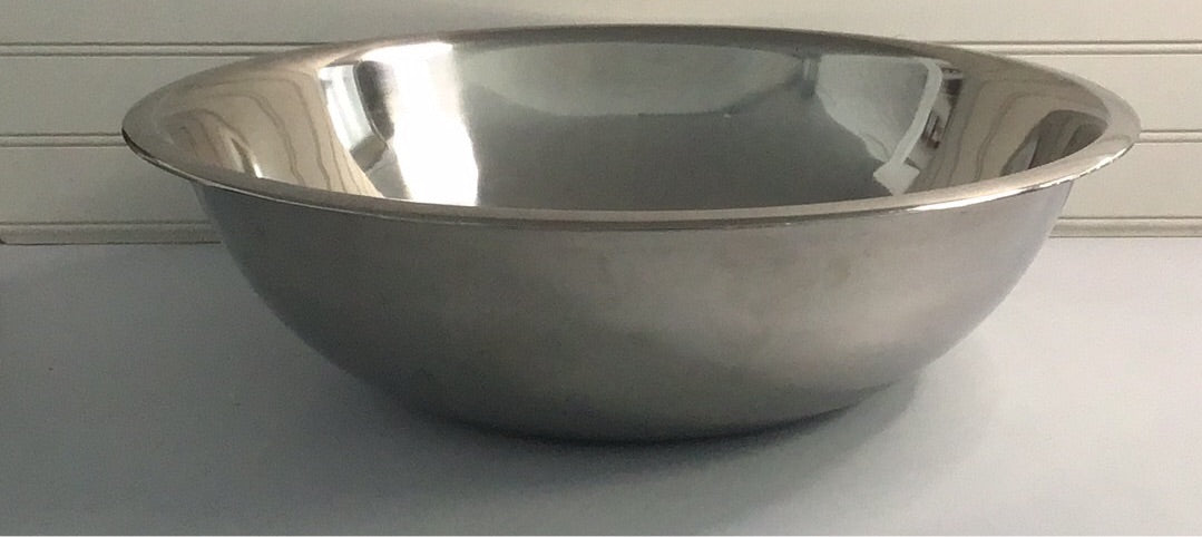 Choice 16 Qt. Standard Weight Stainless Steel Mixing Bowl