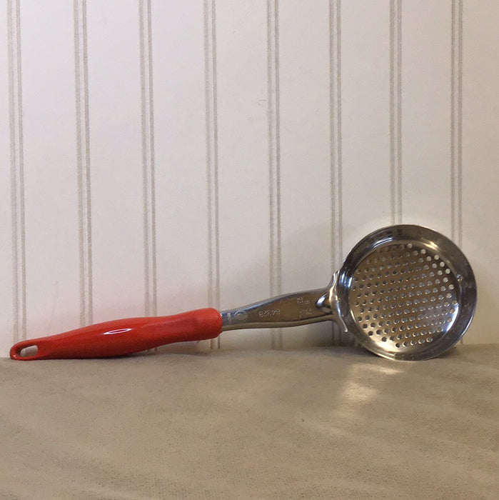 8 oz. Perforated Round Spoodle