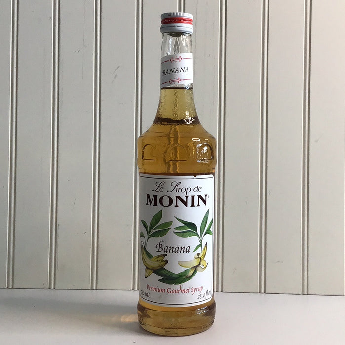 Monin 750 mL Premium Banana Flavoring / Fruit Syrup